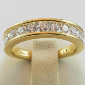 Demi alliance diamant or jaune serti sur rails (R061177T9)